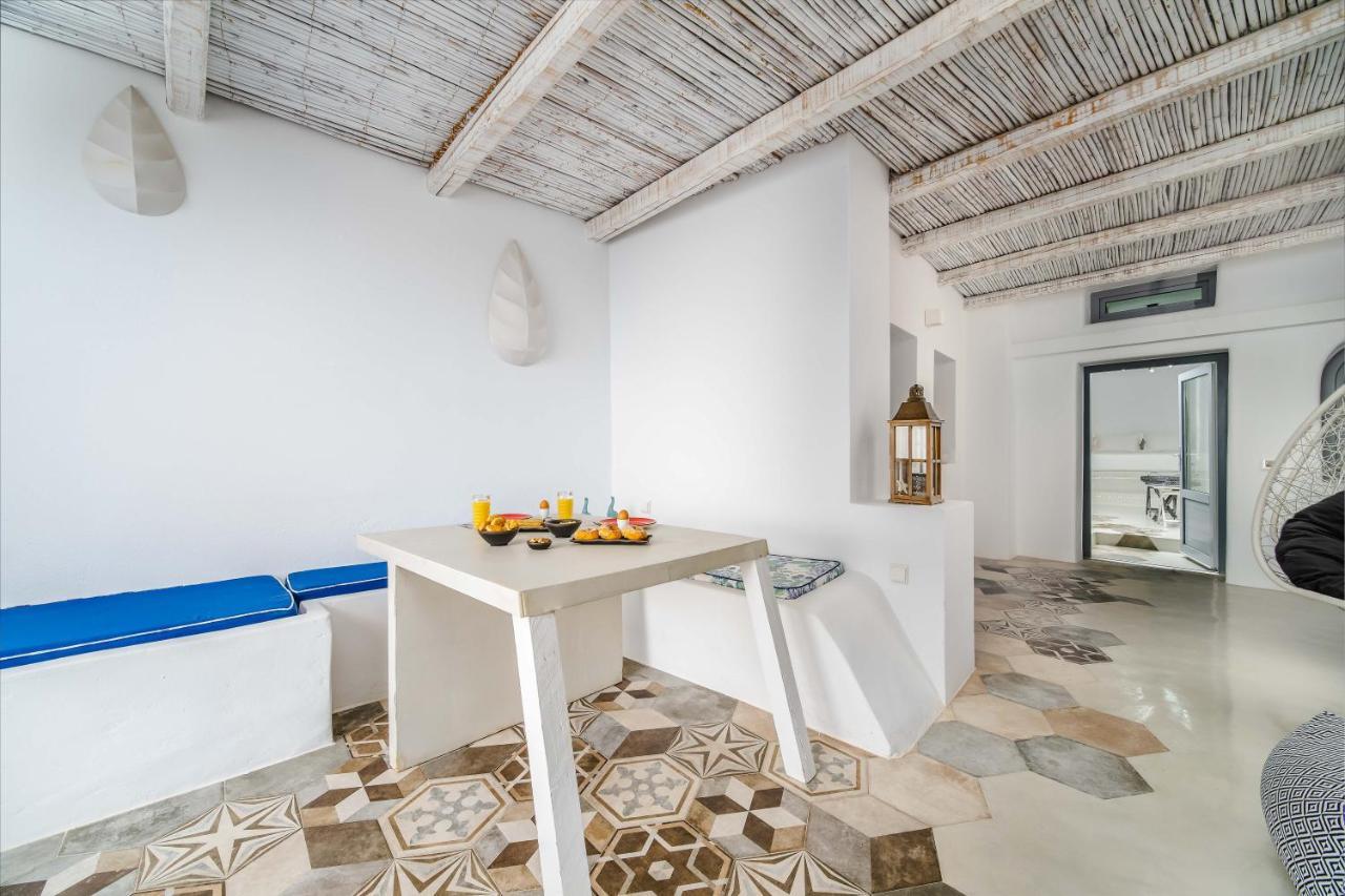 Solstice Luxury Suites Ía Kültér fotó